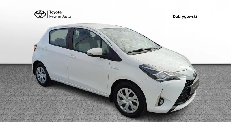toyota yaris dolnośląskie Toyota Yaris cena 67900 przebieg: 26470, rok produkcji 2019 z Wołów